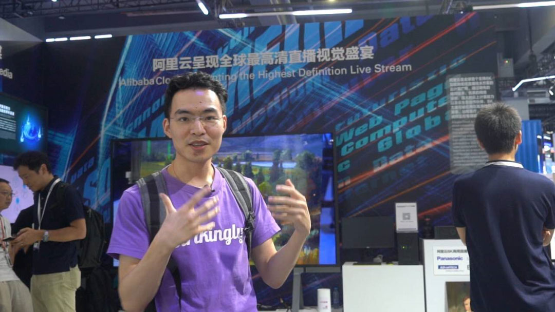 Strikingly 限量版文化衫 Strikingly 限量版文化衫